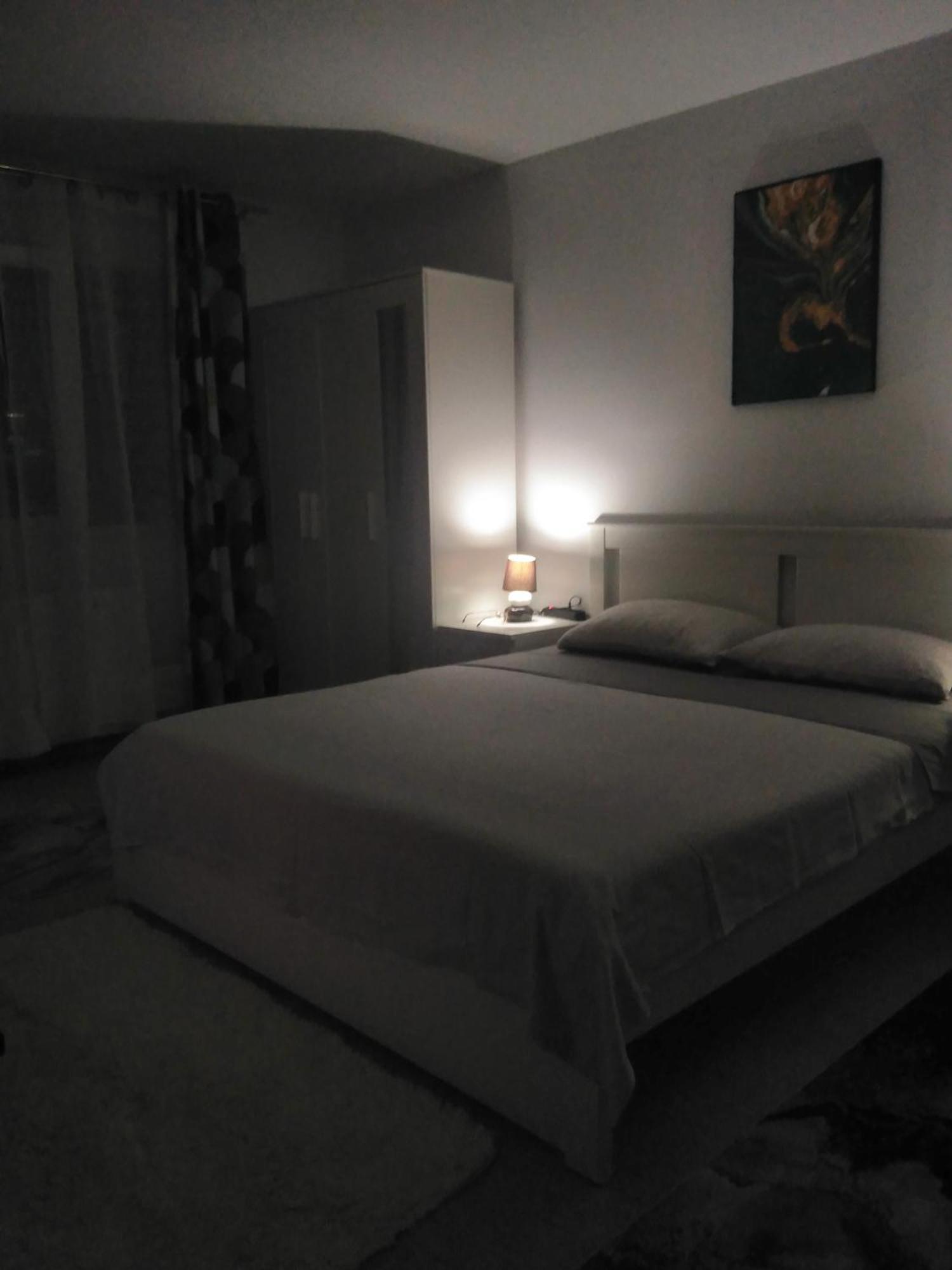 Ferienwohnung Garsoniera Rebecca Tîrgu Ocna Exterior foto