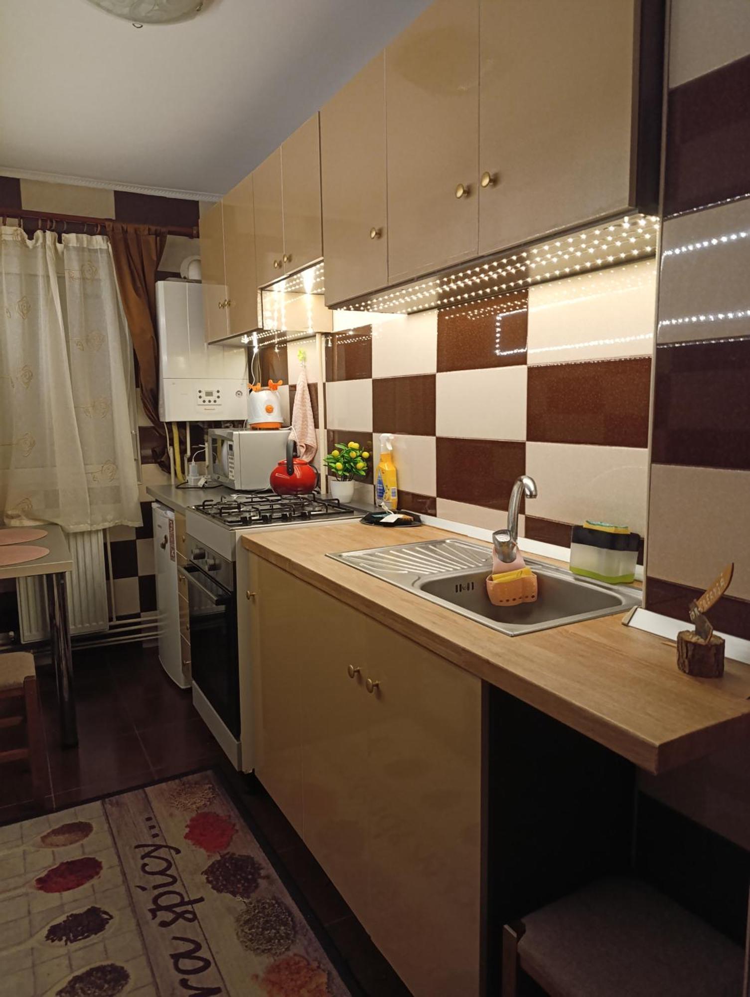 Ferienwohnung Garsoniera Rebecca Tîrgu Ocna Exterior foto